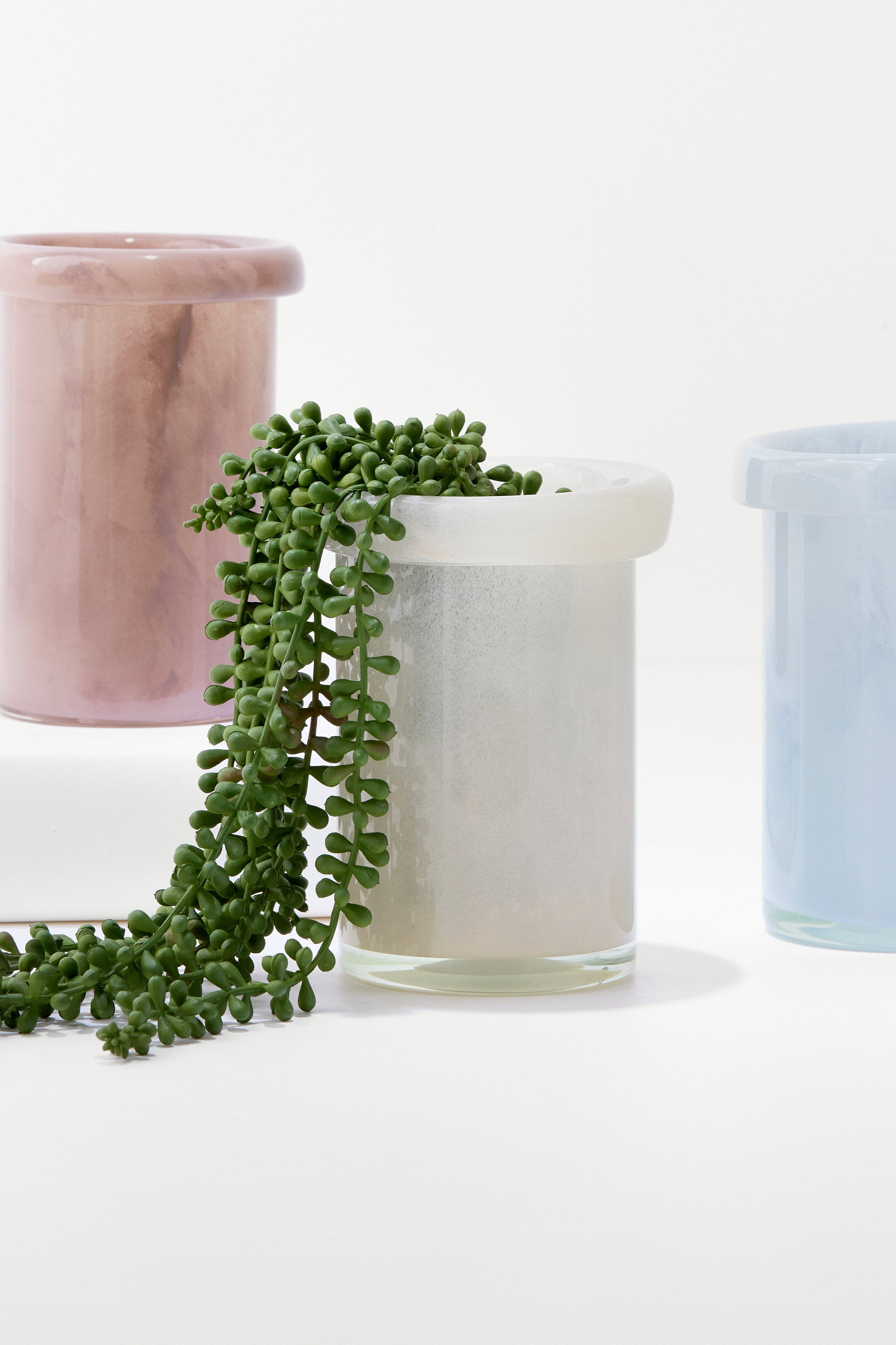 Cylinder vase med bøjet kant, creme - H18 cm